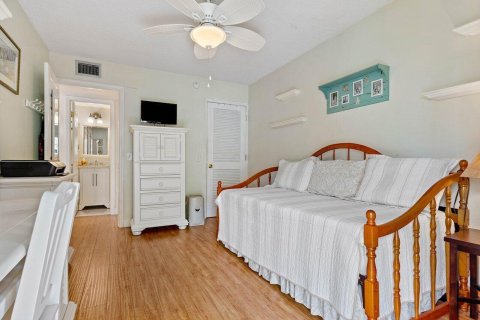 Condo in Boynton Beach, Florida, 2 bedrooms  № 1132953 - photo 17