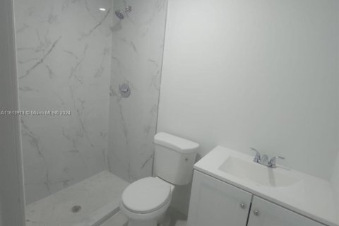 Casa en venta en Miami, Florida, 4 dormitorios, 157.66 m2 № 1387731 - foto 7