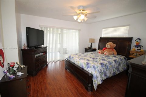 Casa en venta en Sunrise, Florida, 4 dormitorios, 166.39 m2 № 1387730 - foto 11