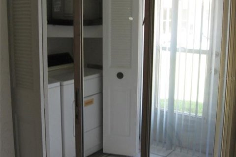 Condo in Clearwater, Florida, 2 bedrooms  № 1384741 - photo 8