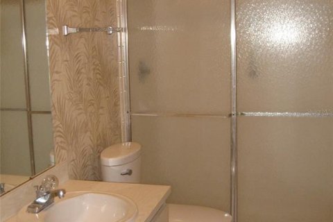 Condo in Clearwater, Florida, 2 bedrooms  № 1384741 - photo 6