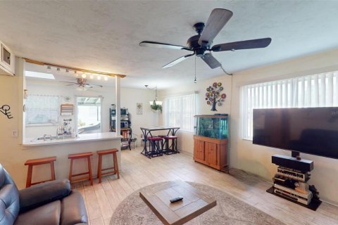 Villa ou maison à vendre à Port Charlotte, Floride: 3 chambres, 102.56 m2 № 1384742 - photo 3