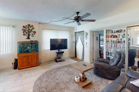 Casa en venta en Port Charlotte, Florida, 3 dormitorios, 102.56 m2 № 1384742 - foto 4