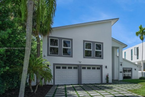 Villa ou maison à vendre à Miami Beach, Floride: 6 chambres, 524.62 m2 № 1332591 - photo 2