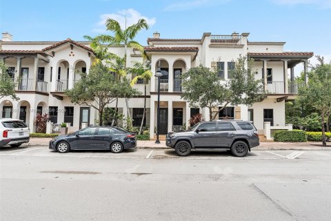 Touwnhouse à vendre à Doral, Floride: 3 chambres, 226.5 m2 № 1360331 - photo 1