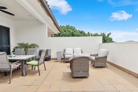 Adosado en venta en Doral, Florida, 3 dormitorios, 226.5 m2 № 1360331 - foto 27