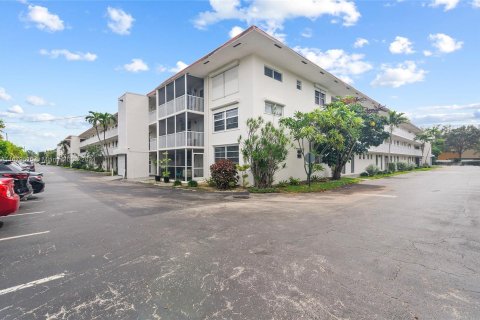 Condo in Fort Lauderdale, Florida, 2 bedrooms  № 1412251 - photo 28