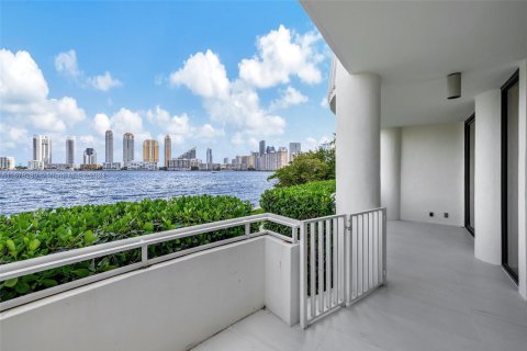 Condo in Aventura, Florida, 3 bedrooms  № 1415589 - photo 20