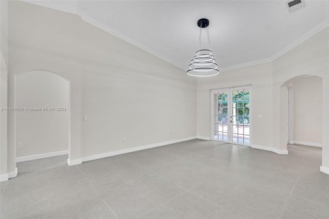 Villa ou maison à vendre à Miami Lakes, Floride: 4 chambres, 205.87 m2 № 1348113 - photo 27