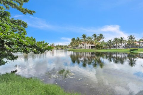 Villa ou maison à vendre à Miami Lakes, Floride: 4 chambres, 205.87 m2 № 1348113 - photo 10