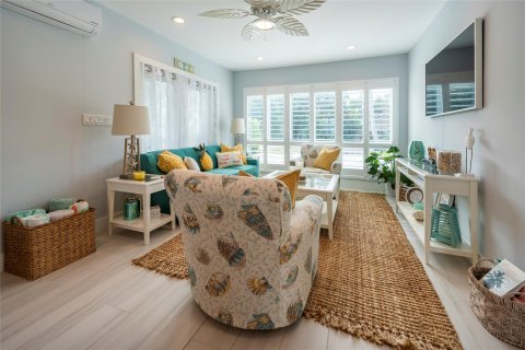 Villa ou maison à vendre à Pompano Beach, Floride: 3 chambres, 229.28 m2 № 869501 - photo 28