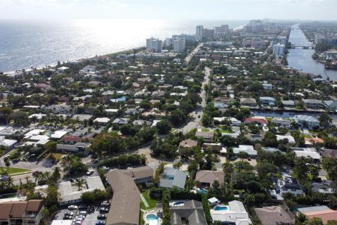 Villa ou maison à vendre à Pompano Beach, Floride: 3 chambres, 229.28 m2 № 869501 - photo 4
