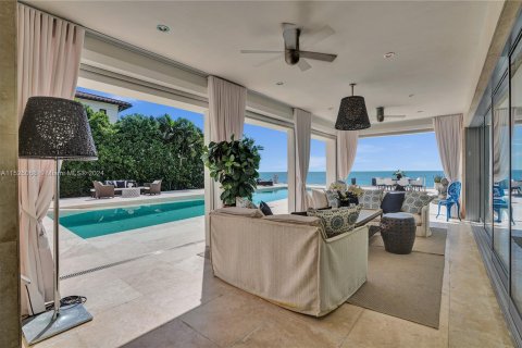 Casa en venta en Key Biscayne, Florida, 7 dormitorios, 468.51 m2 № 993587 - foto 21