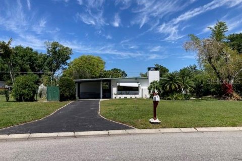 Casa en venta en Kissimmee, Florida, 2 dormitorios, 90.67 m2 № 1109659 - foto 1