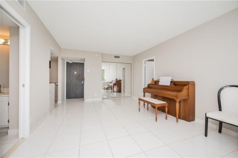 Copropriété à vendre à Aventura, Floride: 2 chambres, 105.72 m2 № 994117 - photo 26