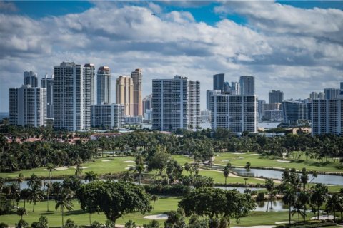 Condo in Aventura, Florida, 2 bedrooms  № 994117 - photo 16