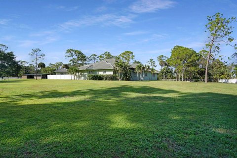 Villa ou maison à vendre à Loxahatchee Groves, Floride: 5 chambres, 335.19 m2 № 994166 - photo 10