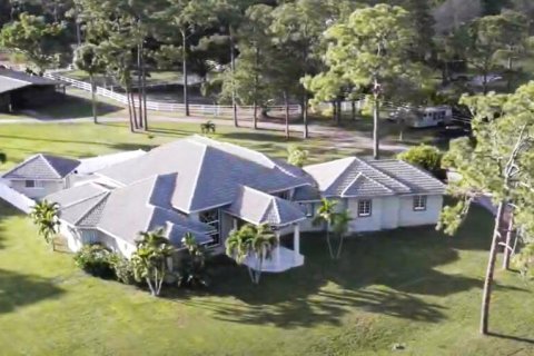 Villa ou maison à vendre à Loxahatchee Groves, Floride: 5 chambres, 335.19 m2 № 994166 - photo 4