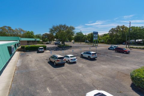 Bureau à louer à Valparaiso, Floride: 185.8 m2 № 559602 - photo 24