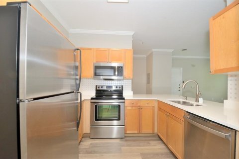 Condominio en venta en Orlando, Florida, 1 dormitorio, 71.07 m2 № 999886 - foto 11