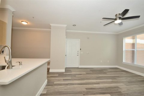 Condominio en venta en Orlando, Florida, 1 dormitorio, 71.07 m2 № 999886 - foto 7