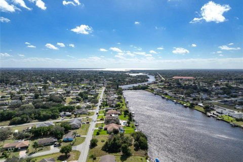 Купить земельный участок в Порт-Шарлотт, Флорида № 233711 - фото 16