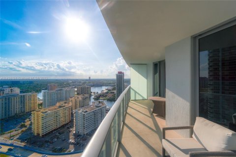 Copropriété à vendre à Hollywood, Floride: 1 chambre, 79.15 m2 № 668171 - photo 8