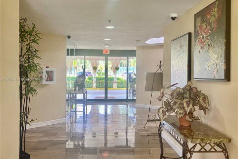 Condominio en venta en Lauderhill, Florida, 2 dormitorios, 130.71 m2 № 1374334 - foto 5