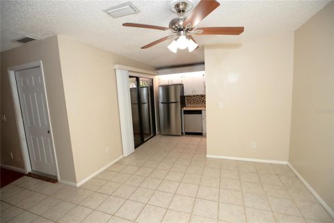 Townhouse in Palm Bay, Florida 2 bedrooms, 114.83 sq.m. № 1261222 - photo 7