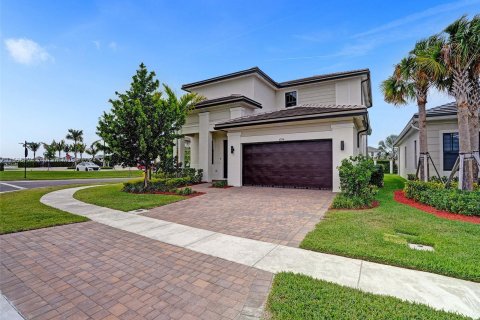 Villa ou maison à vendre à Miramar, Floride: 4 chambres, 251.21 m2 № 1118410 - photo 16