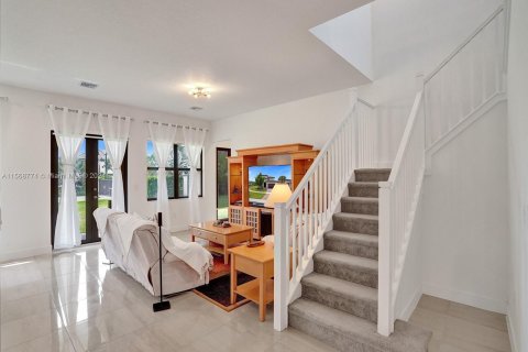 Villa ou maison à vendre à Miramar, Floride: 4 chambres, 251.21 m2 № 1118410 - photo 30