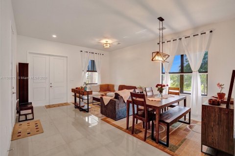 Villa ou maison à vendre à Miramar, Floride: 4 chambres, 251.21 m2 № 1118410 - photo 25