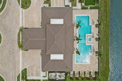 Villa ou maison à vendre à Miramar, Floride: 4 chambres, 251.21 m2 № 1118410 - photo 13