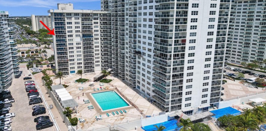 Condominio en Fort Lauderdale, Florida, 2 dormitorios  № 1207903