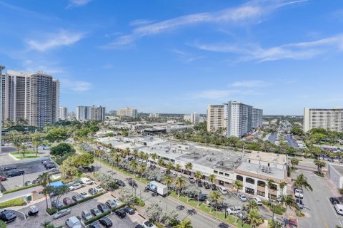 Condo in Fort Lauderdale, Florida, 2 bedrooms  № 1207903 - photo 17