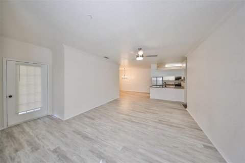 Copropriété à vendre à Tampa, Floride: 2 chambres, 117.99 m2 № 1395657 - photo 15