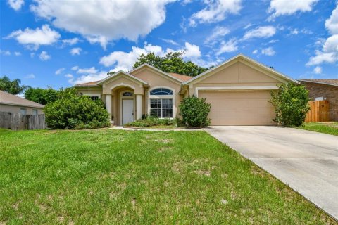 House in Deltona, Florida 4 bedrooms, 192.68 sq.m. № 1300494 - photo 17