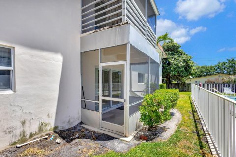 Condominio en venta en Palm Beach Gardens, Florida, 1 dormitorio, 69.68 m2 № 1152083 - foto 1