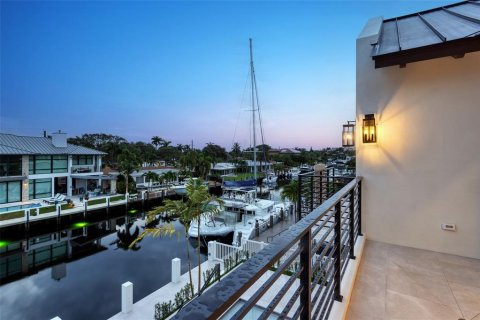 Villa ou maison à vendre à Lighthouse Point, Floride: 5 chambres, 460.7 m2 № 40441 - photo 5