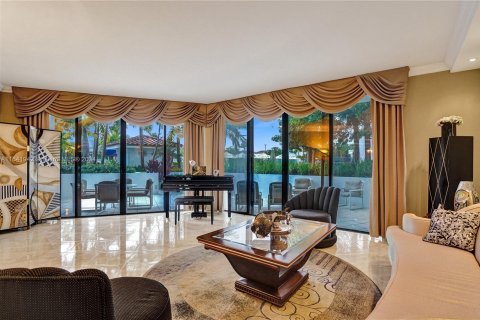 Copropriété à vendre à Aventura, Floride: 3 chambres, 193.24 m2 № 1329452 - photo 12