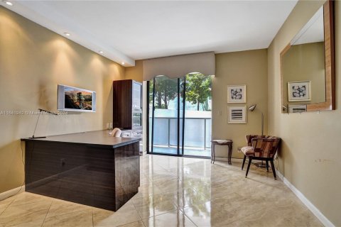 Copropriété à vendre à Aventura, Floride: 3 chambres, 193.24 m2 № 1329452 - photo 24