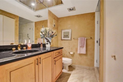 Condo in Aventura, Florida, 3 bedrooms  № 1329452 - photo 30