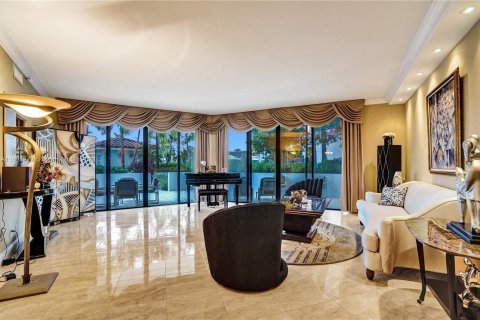 Copropriété à vendre à Aventura, Floride: 3 chambres, 193.24 m2 № 1329452 - photo 11