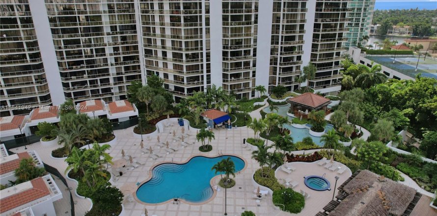 Condo in Aventura, Florida, 3 bedrooms  № 1329452