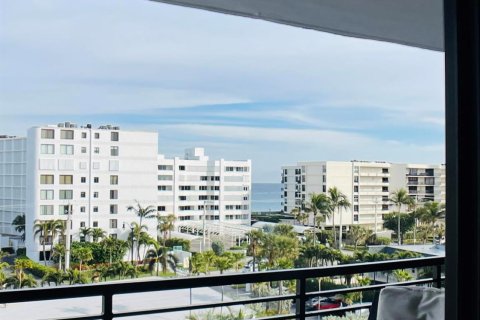 Copropriété à vendre à South Palm Beach, Floride: 2 chambres, 139.17 m2 № 945718 - photo 3