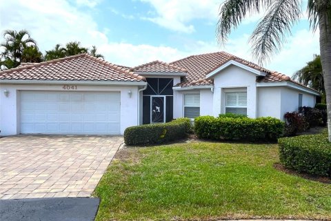 Villa ou maison à vendre à Punta Gorda, Floride: 3 chambres, 161.09 m2 № 1194995 - photo 1