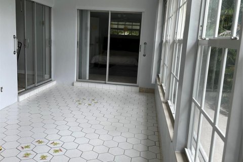 Casa en venta en Sunrise, Florida, 2 dormitorios, 100.8 m2 № 1188767 - foto 4