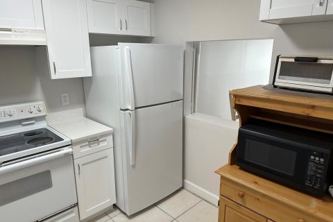 Condo in Boca Raton, Florida, 1 bedroom  № 1081685 - photo 16