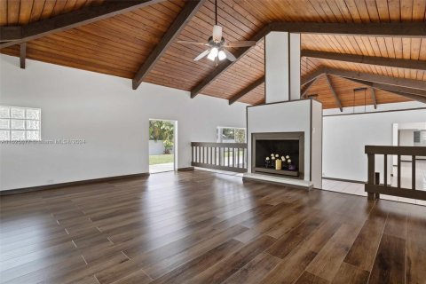 Villa ou maison à vendre à Cutler Bay, Floride: 5 chambres, 274.99 m2 № 1291034 - photo 7