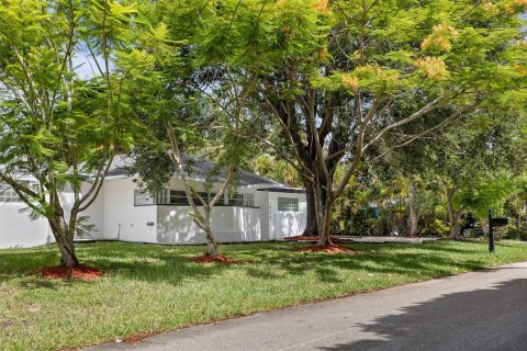 Villa ou maison à vendre à Cutler Bay, Floride: 5 chambres, 274.99 m2 № 1291034 - photo 3